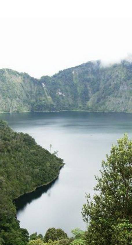 Ngosi Peak & Crater Lake Ngosi Peak & Crater Lake